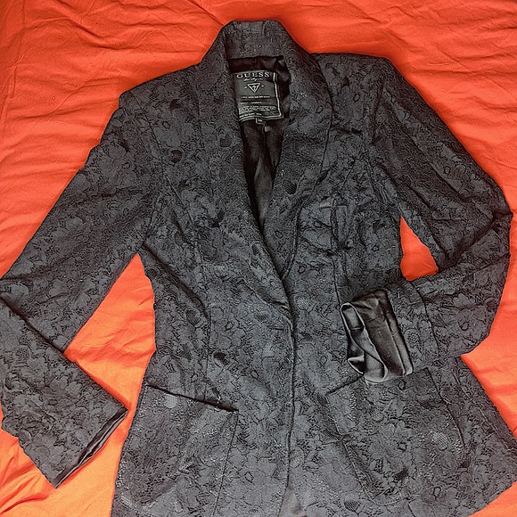 GUESS fitted lace blazer in black - Picture 2 of 2